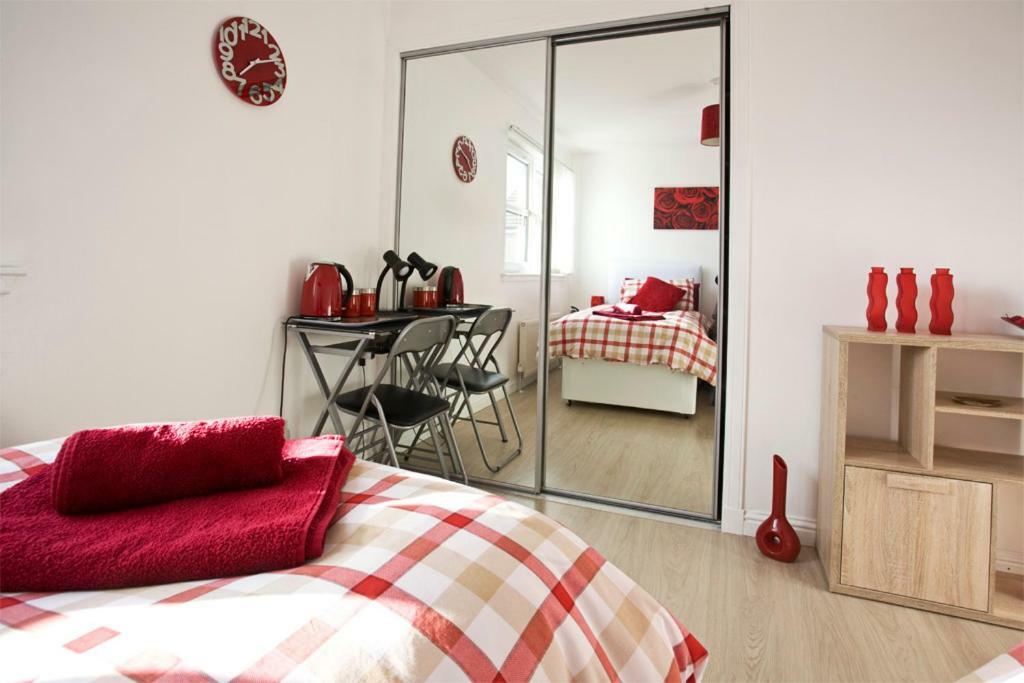 Gala Rooms Homestay - Free Parking Edinburgh Bagian luar foto